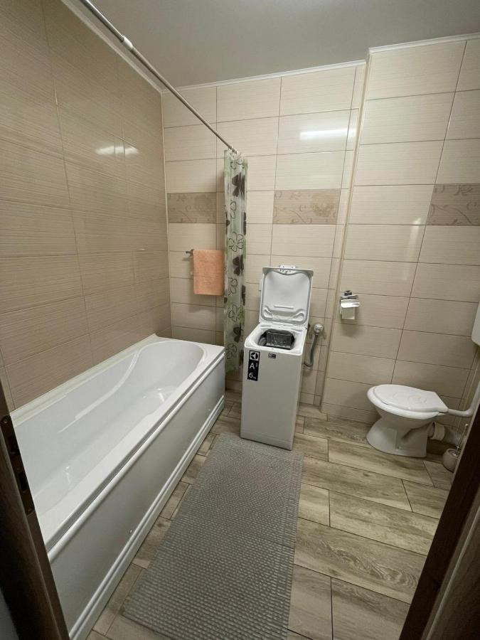 Hanna'S Apartament Oradea Luaran gambar